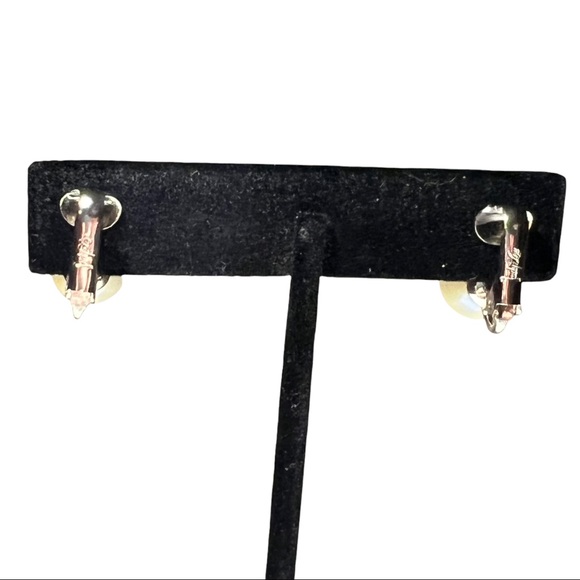 Vintage 50s FAUX Pearl clip earrings JUDY LEE JEWELRY from Private Collection - Picture 5 of 8